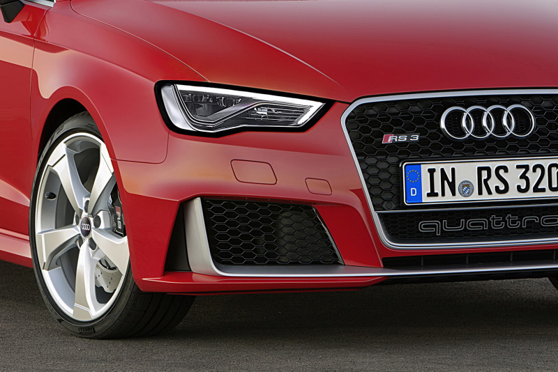 Illustration for article titled 2015 Audi RS3 Sportback: A 362 HP Five-Cylinder Demon Hatchback